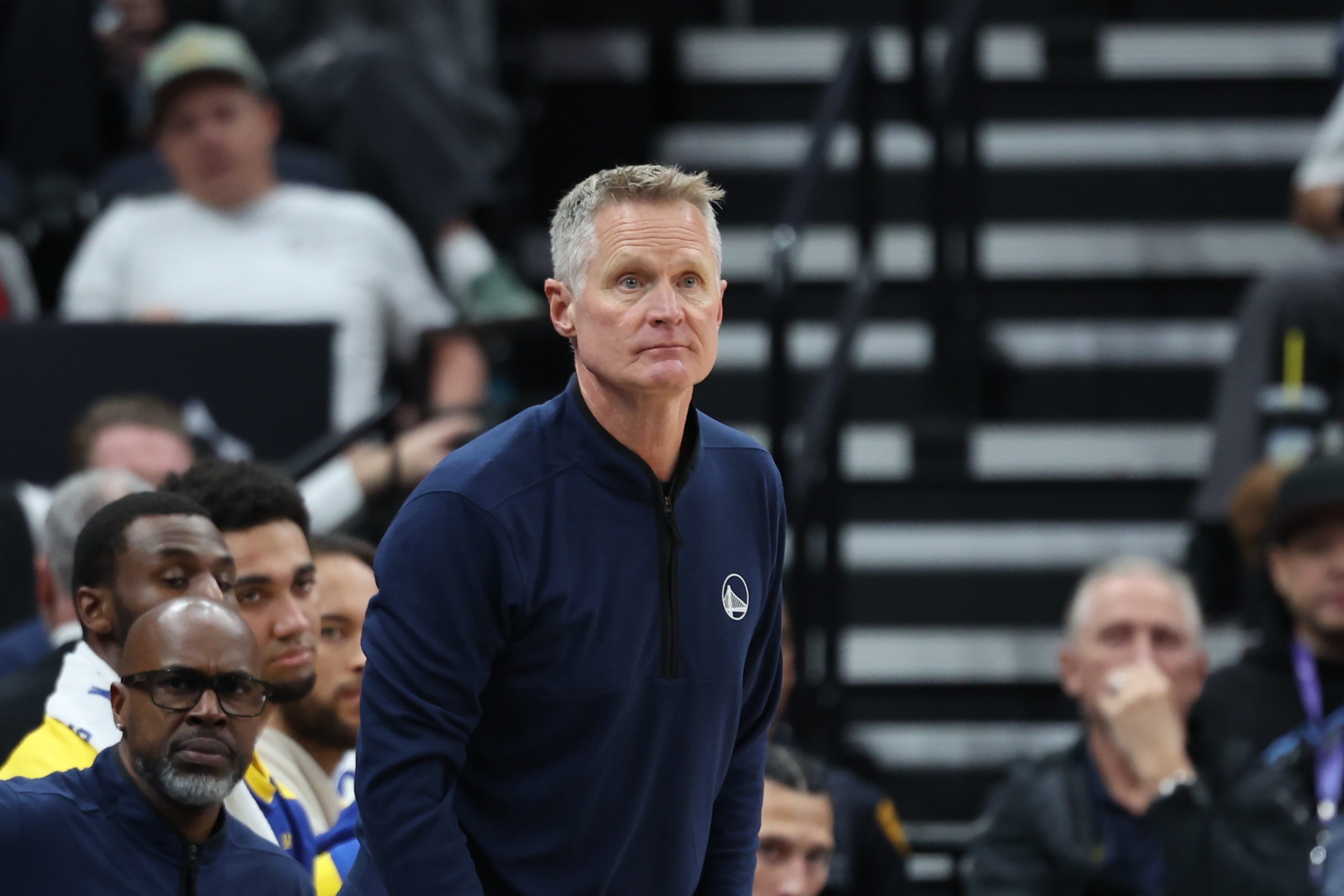 科爾:我們要求球員忠誠(chéng)卻隨時(shí)把他們送走 這是很難調(diào)和的矛盾