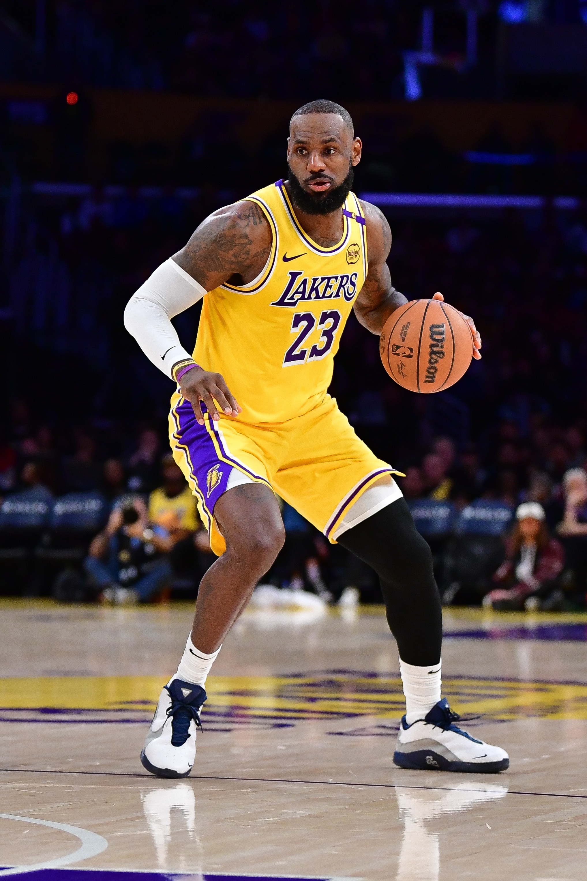 名記:詹姆斯還沒說他的最后一季在何時(shí) 但這不會(huì)超過未來兩年